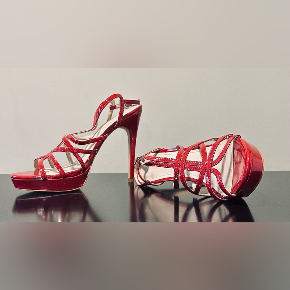 Marc Fisher Lipstick Red Patent Leather Heels Sz 10 - Picture 2 of 5